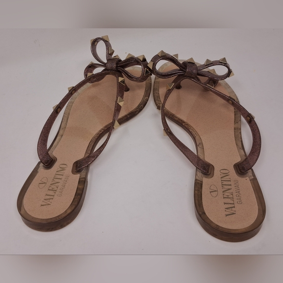Valentino Garavani Women's Rockstud Jelly Flat Thong Sandals Italy 6 US / 36 EU - Picture 6 of 12